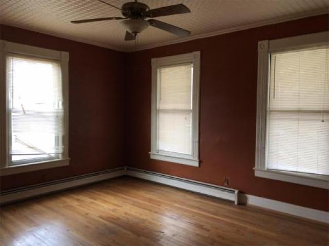 84 Bridge St - Photo 2 of 5