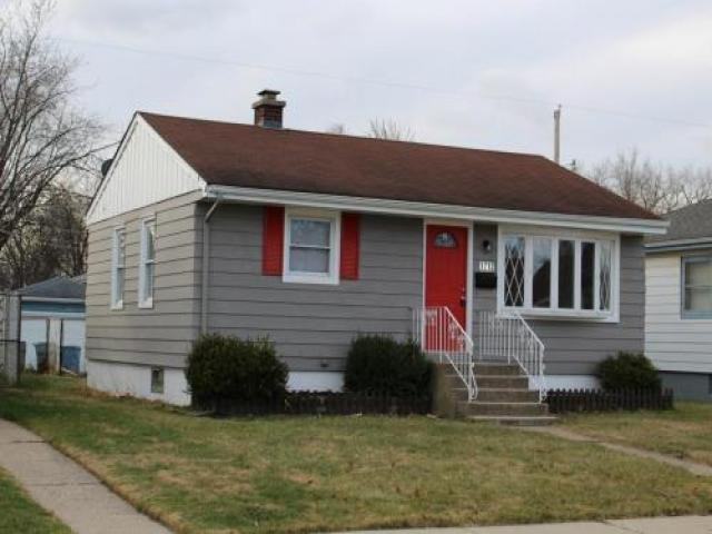 1712 171st Pl - Photo 3 of 6