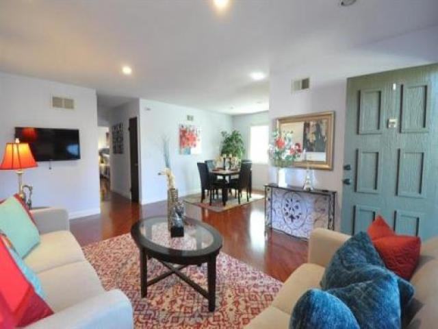 2164 Galveston Ave - Photo 3 of 6