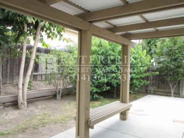 3901 Capri Ave - Photo 3 of 6