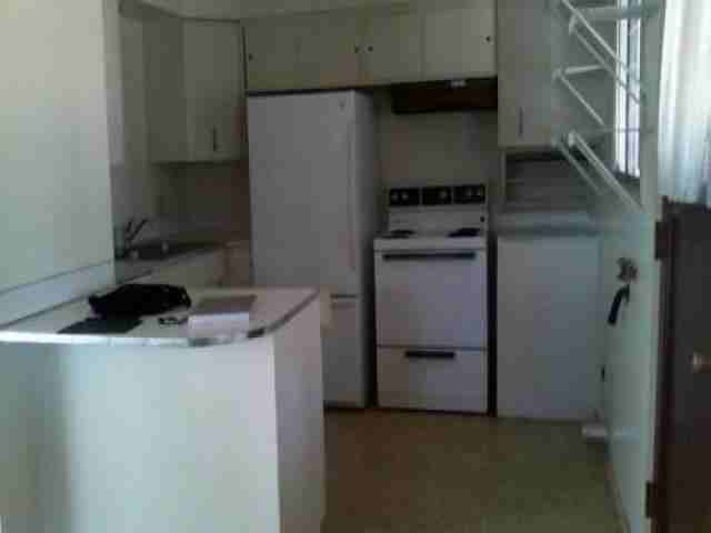 1020 W 1st St - Photo 2 of 3