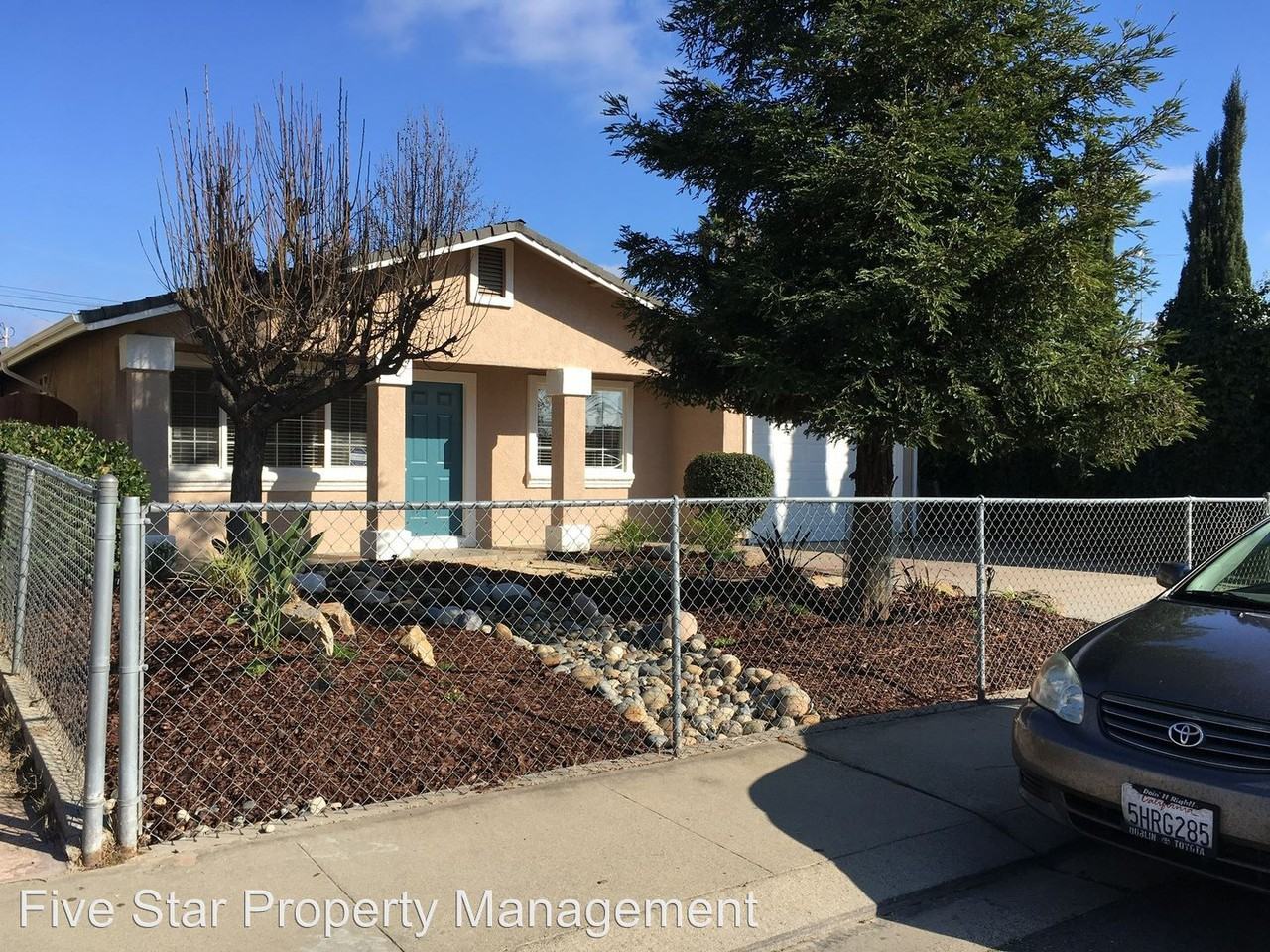 5670 10th St - Photo 2 of 19