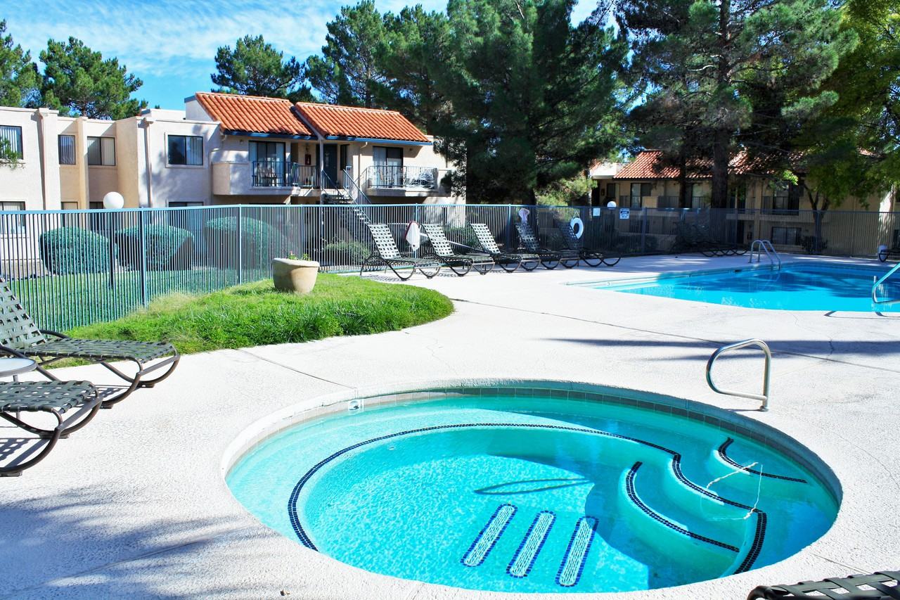 Mountain Vista Apartments - Photo 2 of 16