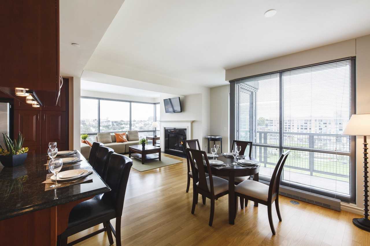 Midtown Crossing Apts - Photo 2 of 9