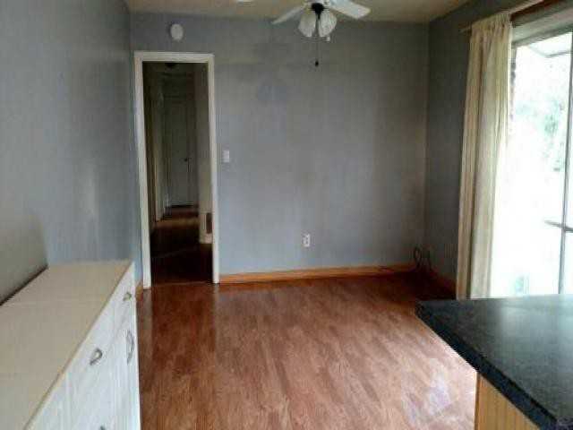 147 SE Olustee Ave - Photo 3 of 6