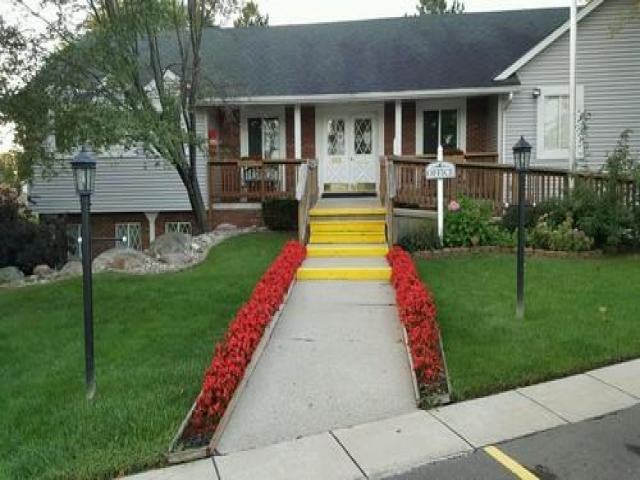 91 Cherryhill Dr - Photo 2 of 4