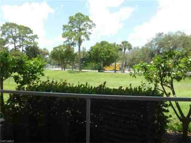 27123 Matheson Ave - Photo 2 of 6