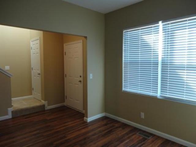 846 Stablewatch Dr - Photo 3 of 6