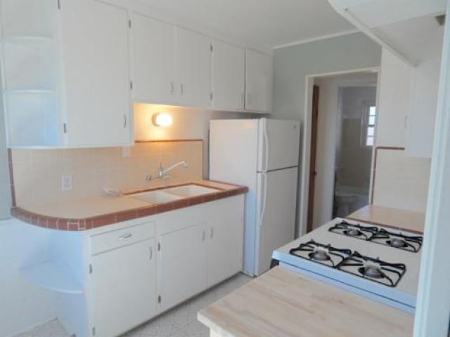 734 Agate St - Photo 3 of 6