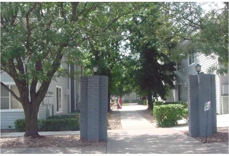 Hudson - Photo 2 of 15