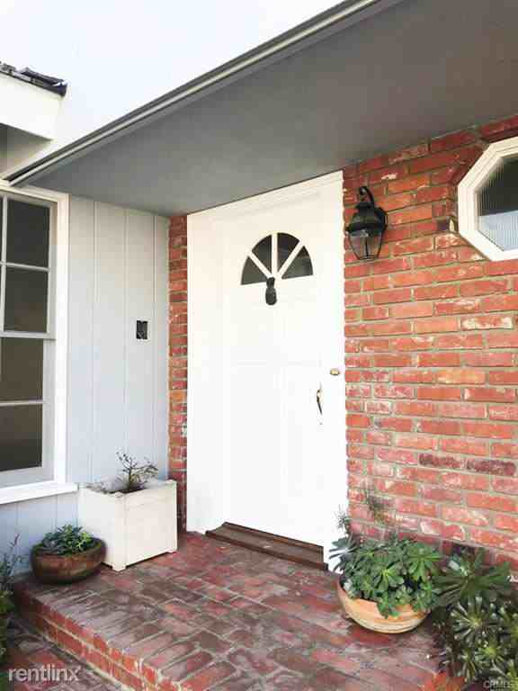 127 Shorecliff Rd - Photo 2 of 27