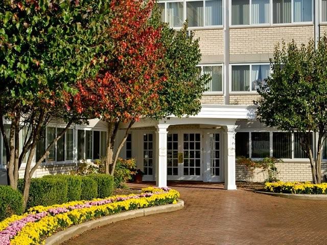 Briarwood Terrace Apartments - Photo 3 of 21