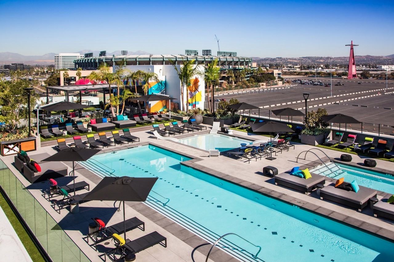 The George - Photo 3 of 47