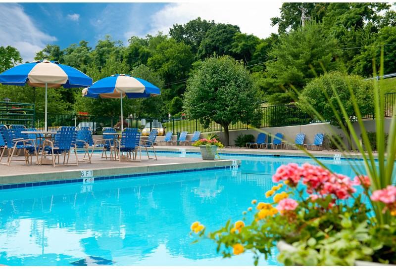 Monroeville Apartments at Belmont Ridge - Photo 2 of 12