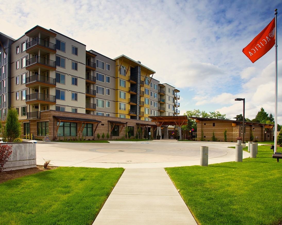 Green Leaf Pacifica - Photo 2 of 50