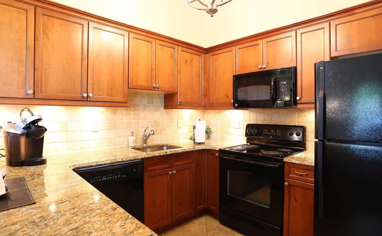 Riverbend East - Photo 3 of 10