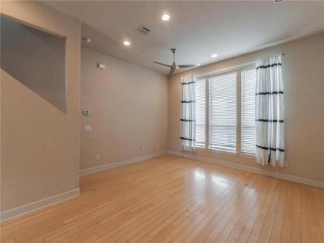 4311 Hartford St - Photo 2 of 6