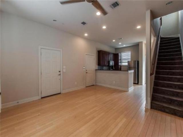 4311 Hartford St - Photo 3 of 6