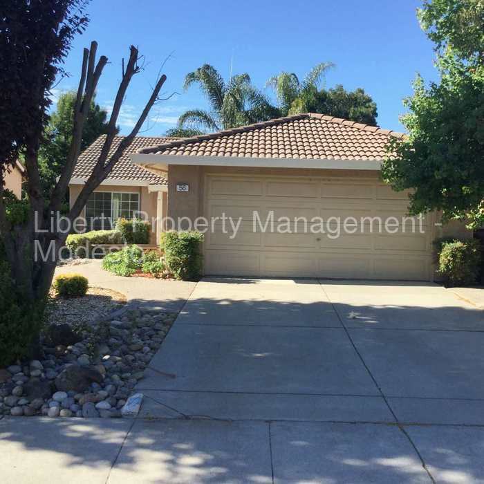 56 Mary Ct - Photo 2 of 9