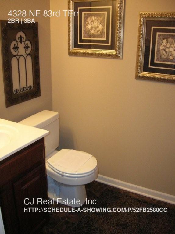 4328 Ne 83rd Ter - Photo 4 of 6