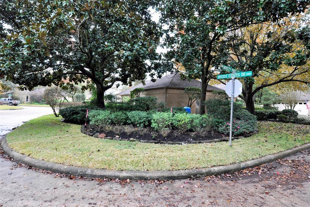 3114 Breezy Pines Ct - Photo 2 of 28