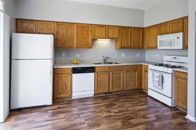 1438 Levato Ln - Photo 3 of 10