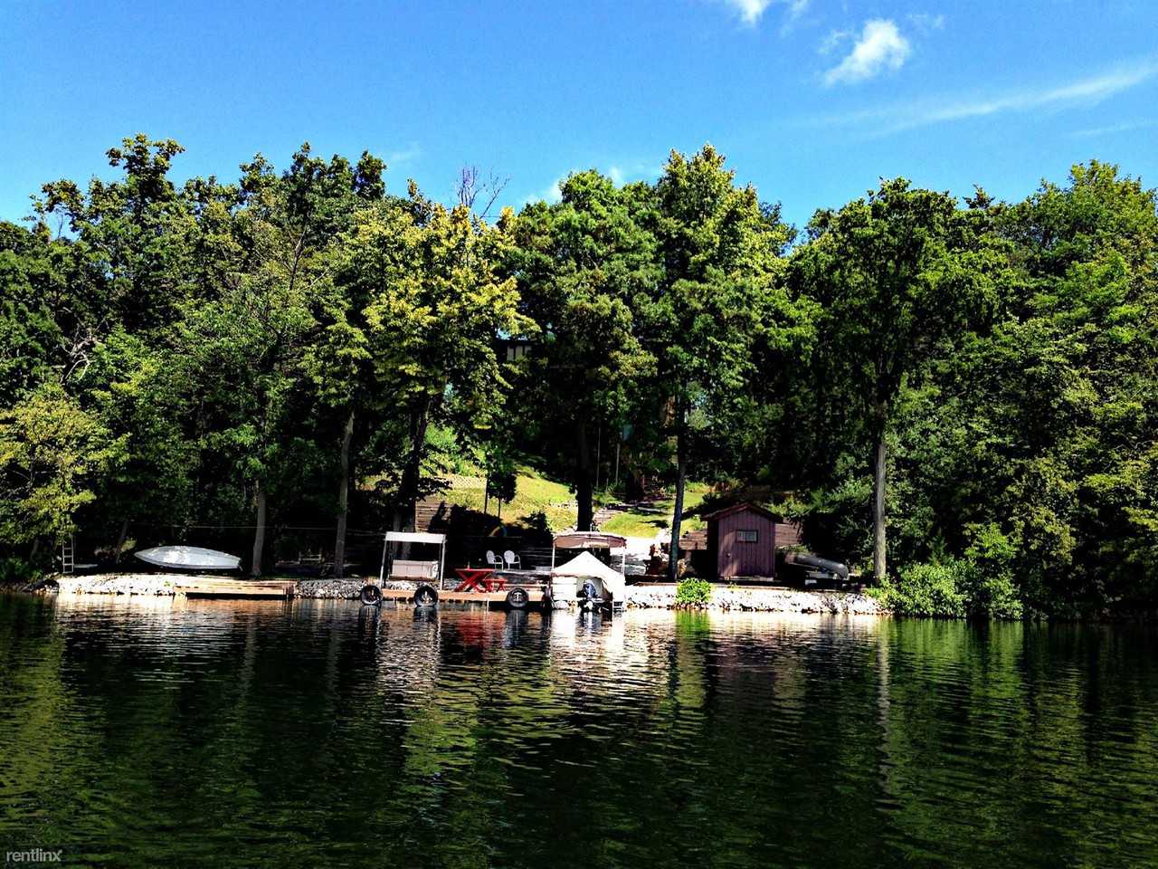 W288N8443 Northbay Rd - Photo 2 of 37