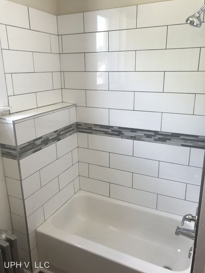 617 Cedar Street - Photo 3 of 9