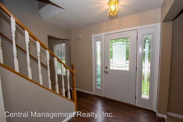 52453 Liberty Mills Ct - Photo 2 of 31