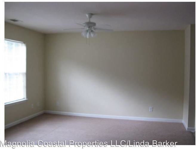 750 Rushing St - Photo 3 of 9