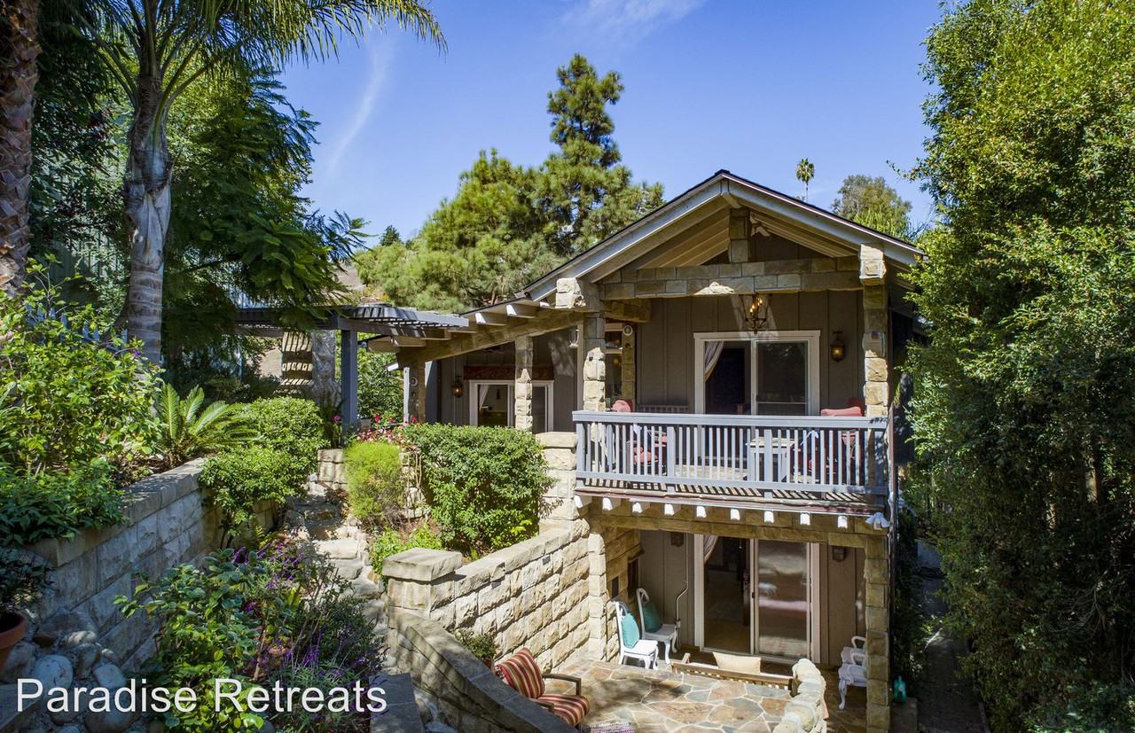 2237 Banner Ave - Photo 3 of 23