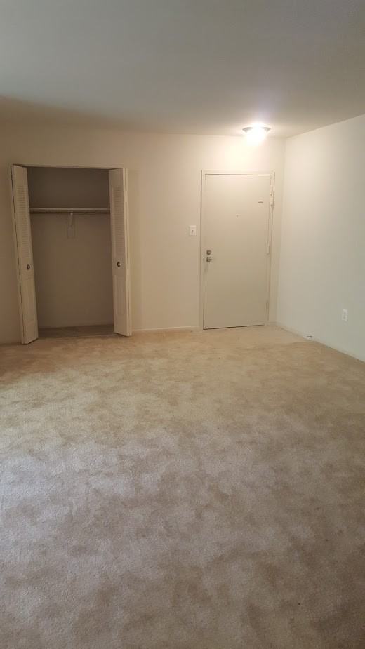 8 Independence Hall - Photo 3 of 20