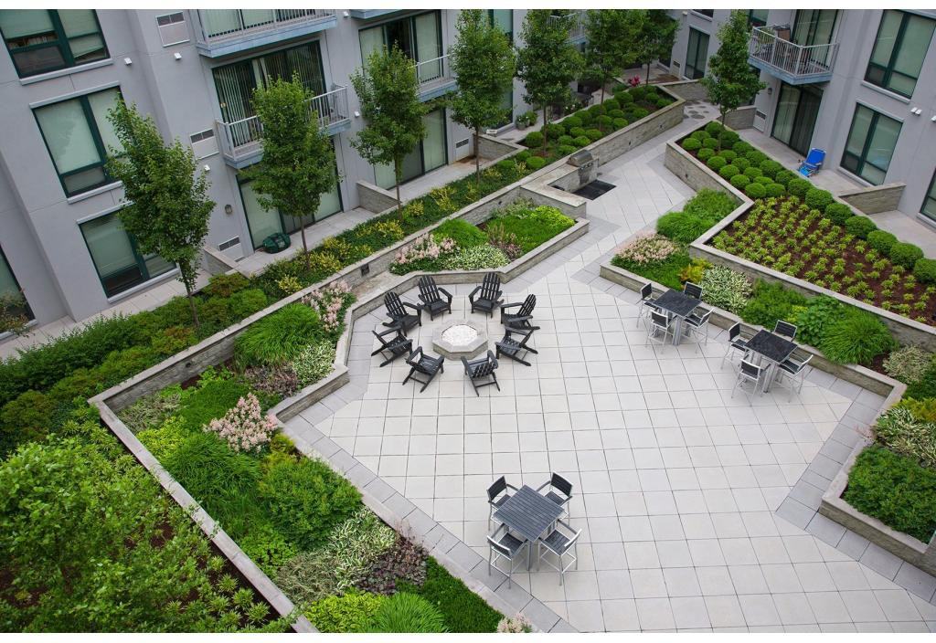 121 Towne Apartments - Photo 3 of 15