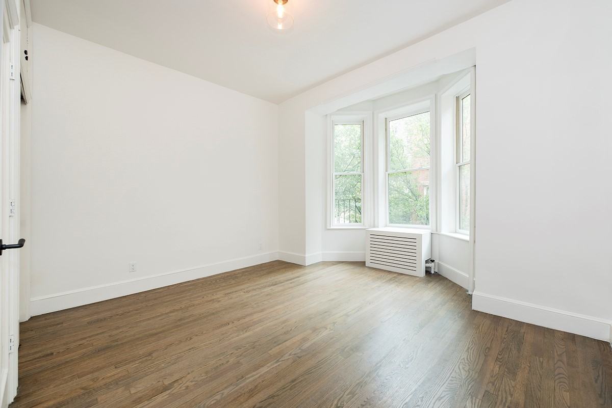 35 Pineapple Street #2B - Photo 3 of 11