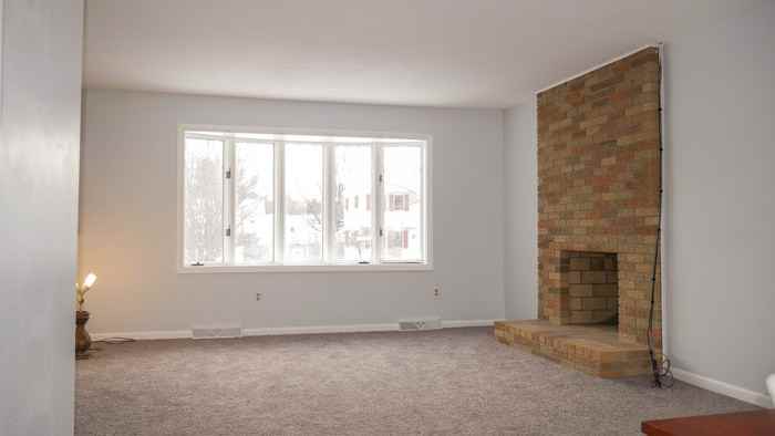 87 Robin Ridge Dr - Photo 2 of 13