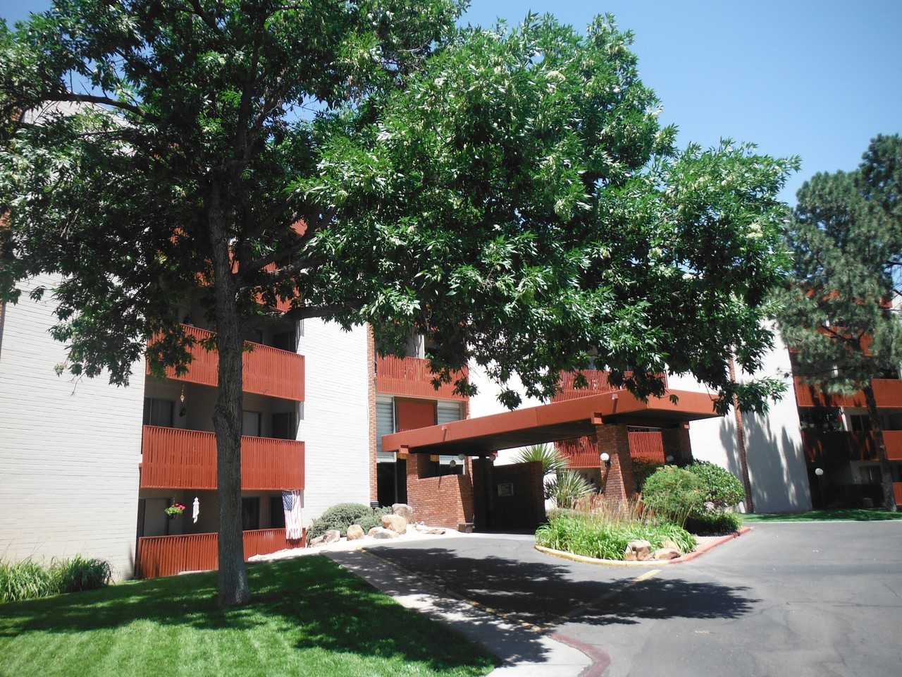 Three Fountains Apartments - Photo 3 of 41