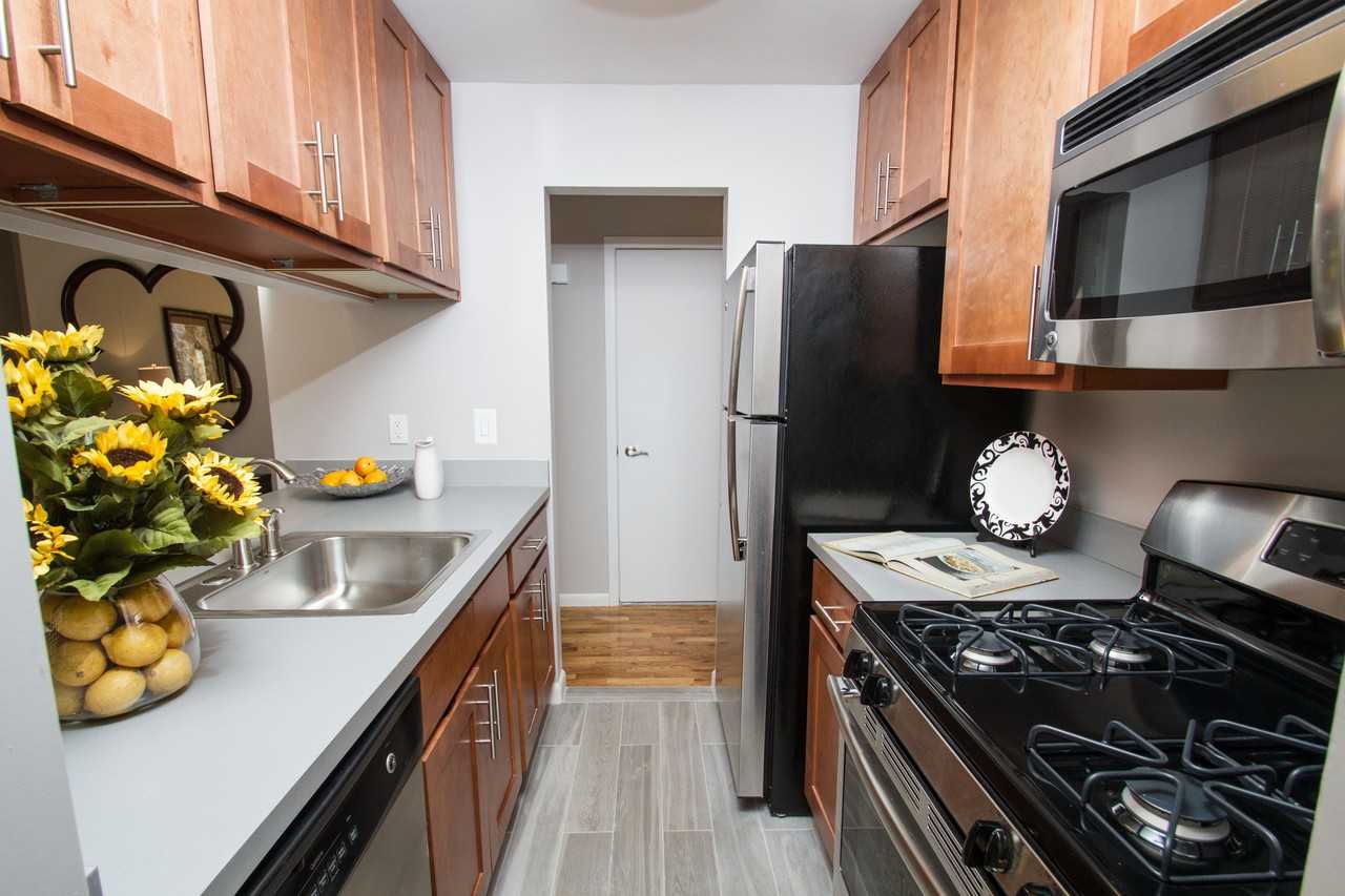 Rachel Gardens - Photo 2 of 23