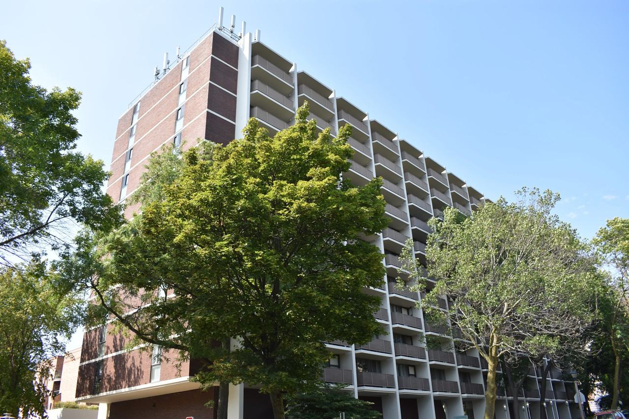 Fountainview Apartments - Photo 2 of 28