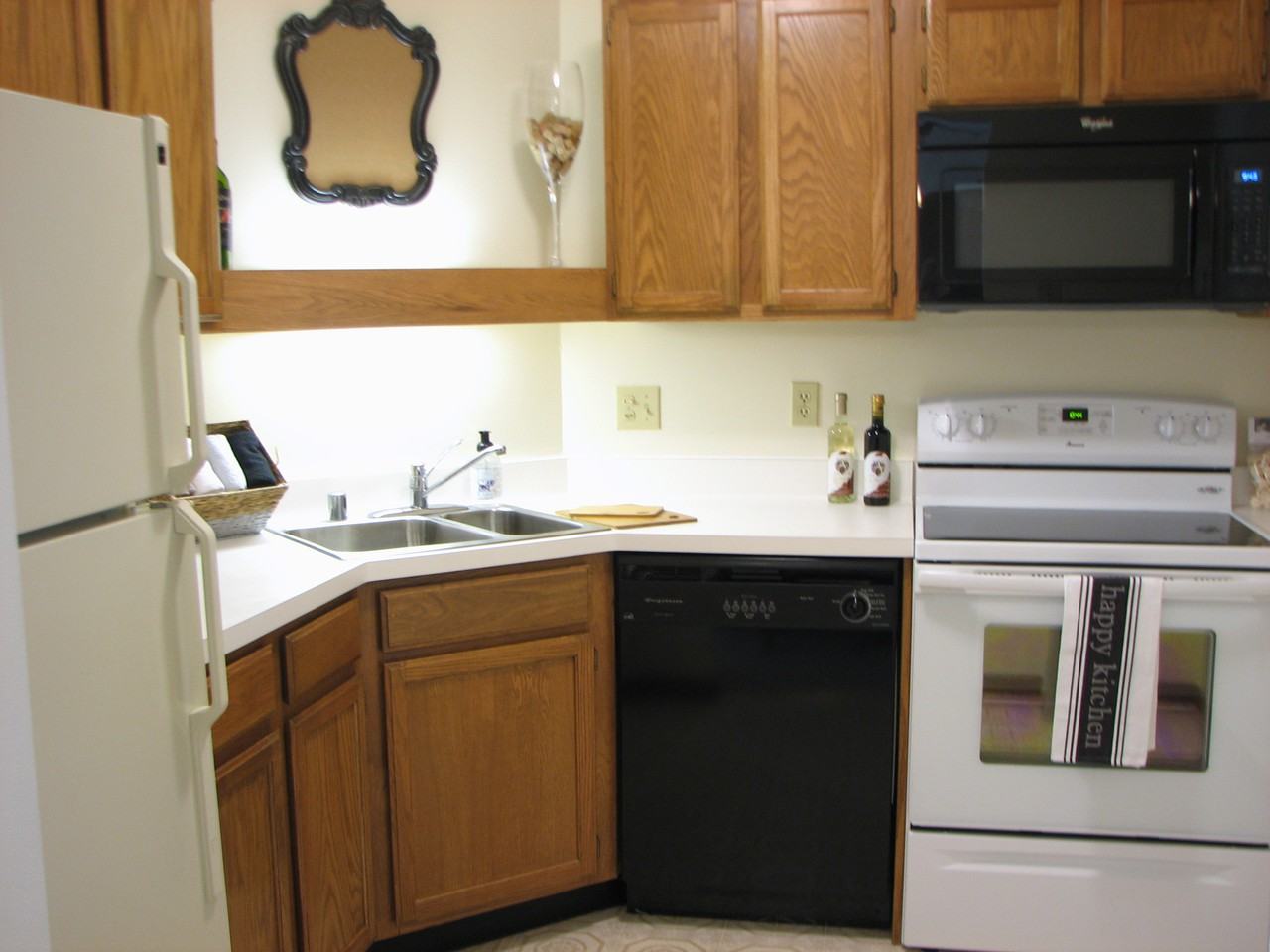 The Edgerton - Photo 3 of 18