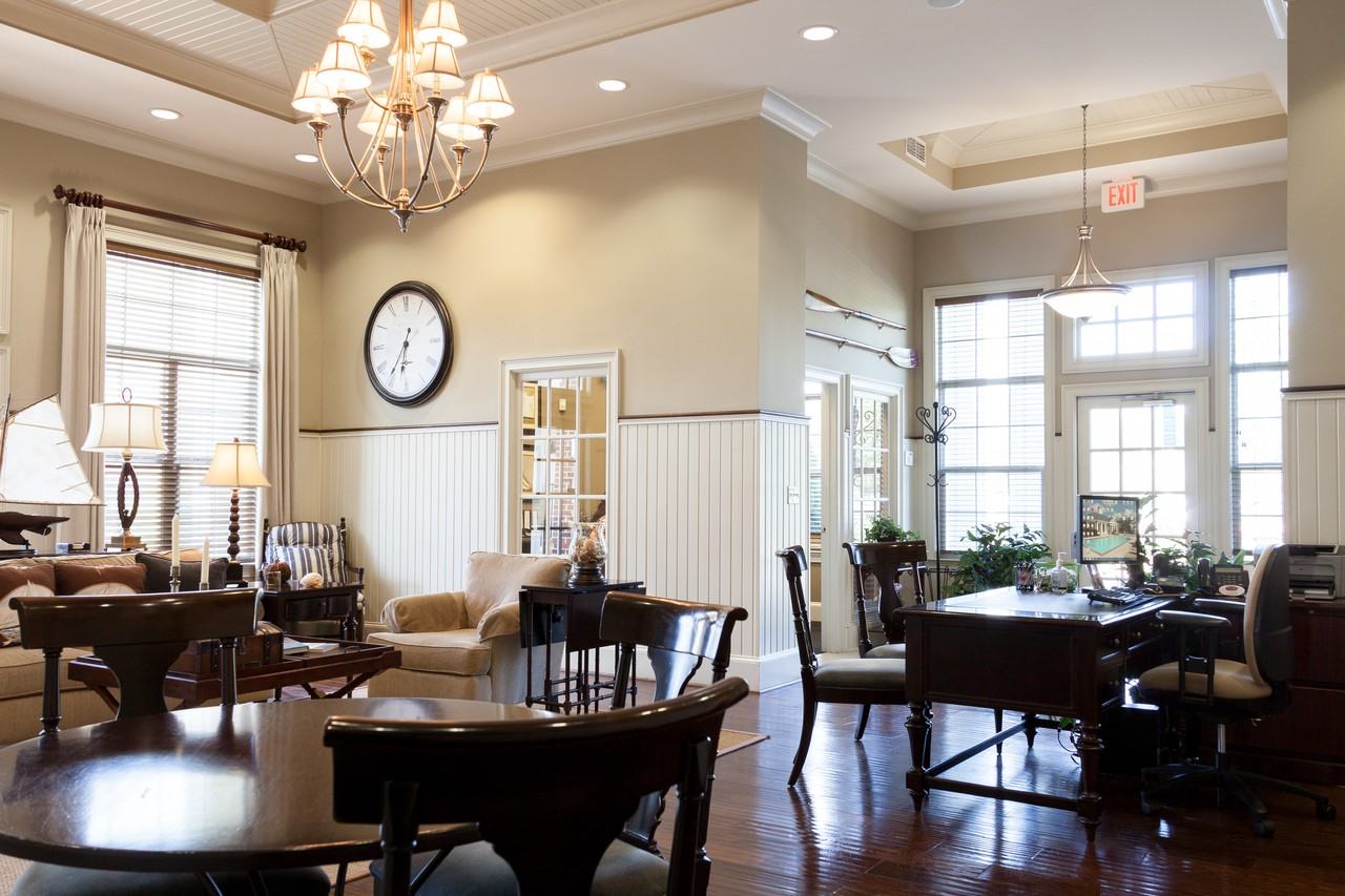 Centerville Manor - Photo 2 of 35