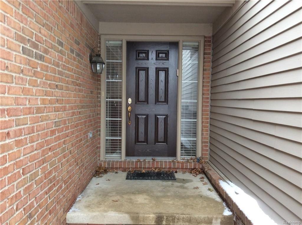 1751 Treyborne Cir - Photo 3 of 30