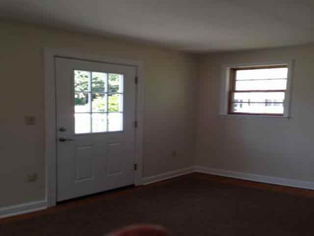 212 Grayling Ave - Photo 3 of 6