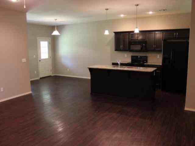 5061 Raintree Cir - Photo 2 of 6