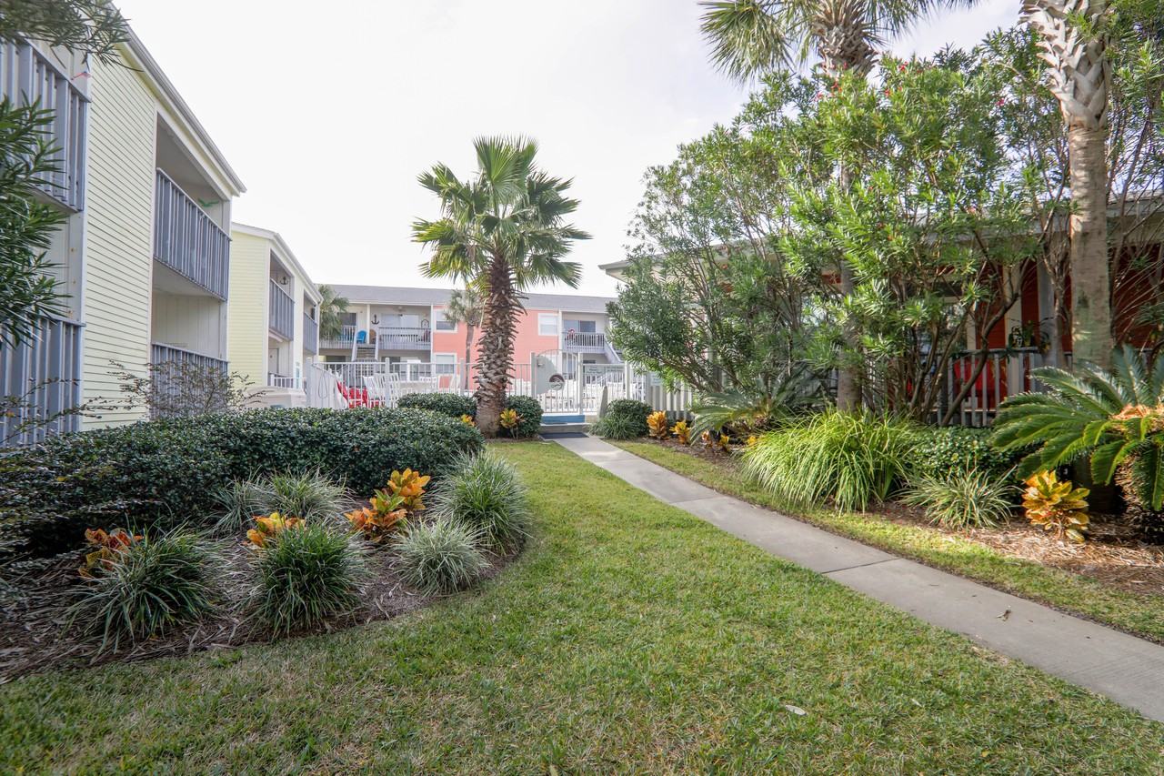 1625 Bulevar Mayor - Photo 2 of 20