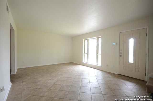 22414 Cielo Vista Dr - Photo 2 of 17