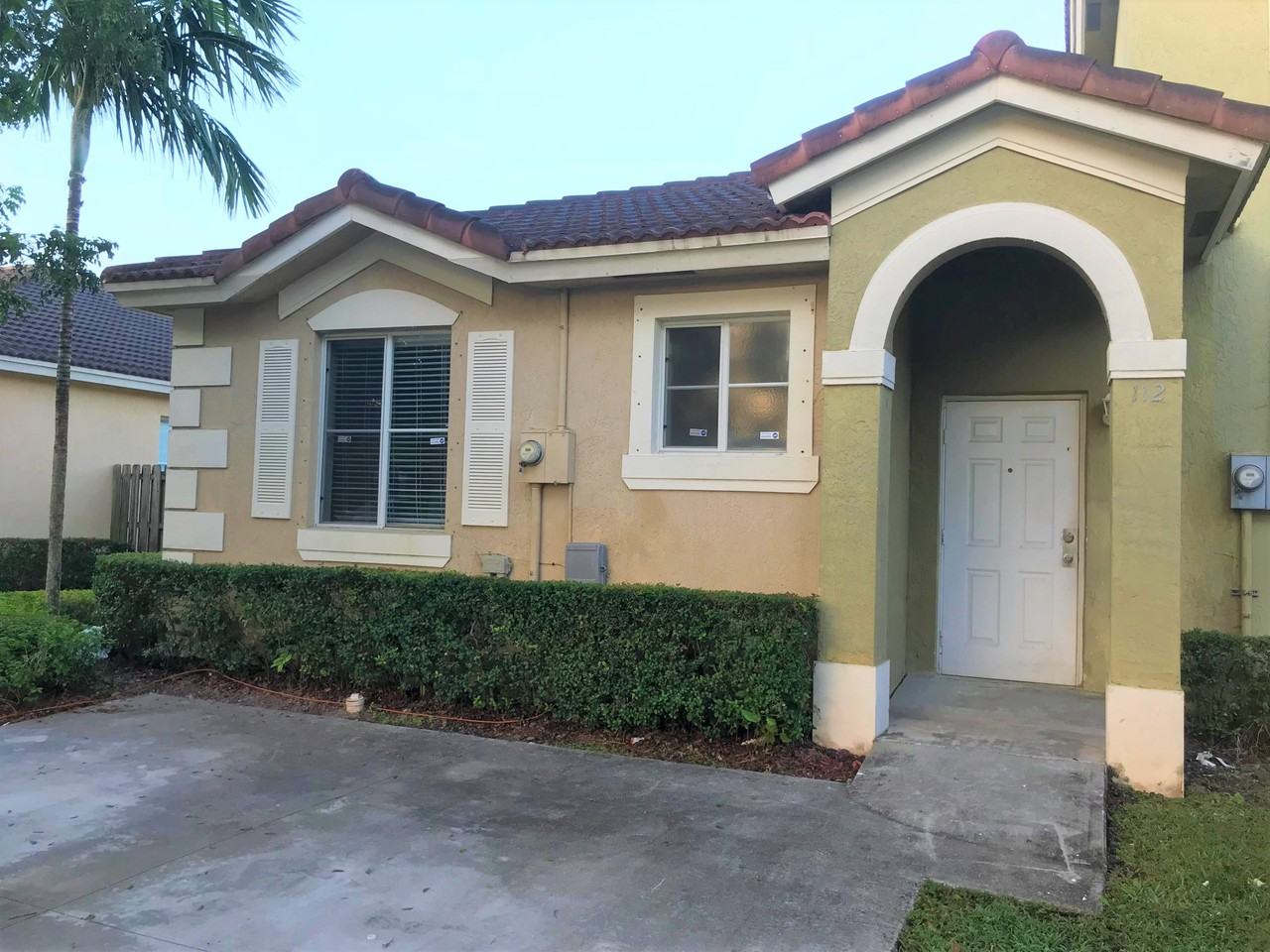 112 SW 15th Rd, Homestead, FL 33030 4 Bedroom House for Rent for 1,615