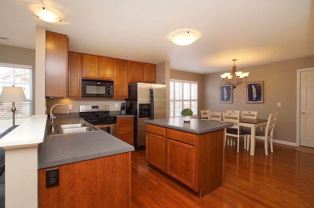 307 Shady Rock Lane - Photo 3 of 17