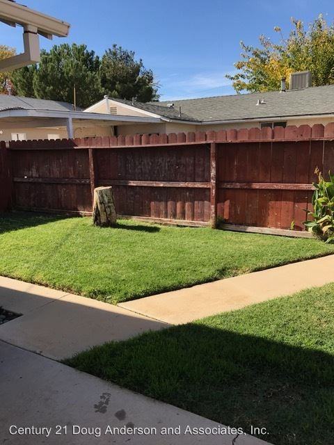 44624 Date Ave - Photo 2 of 12