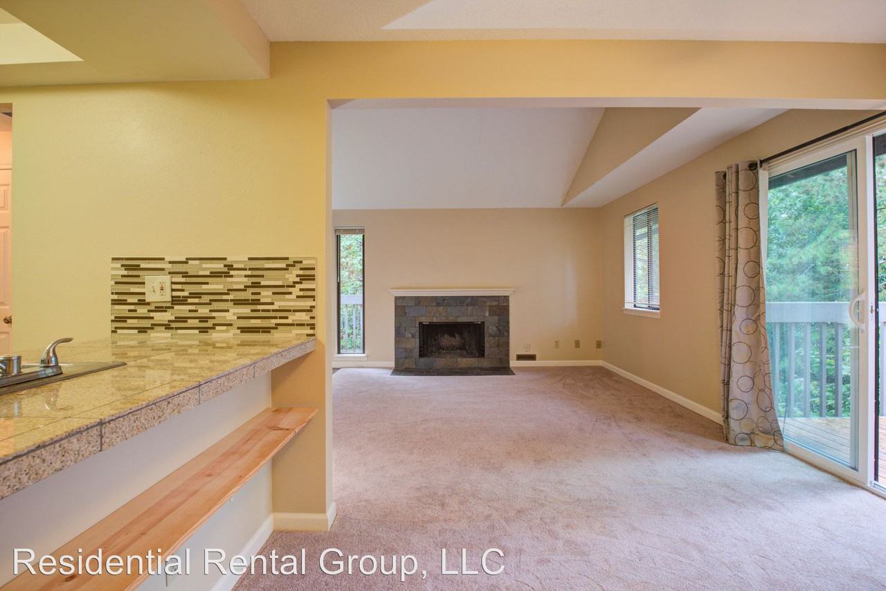 14632 SW Grayling Ln - Photo 2 of 9