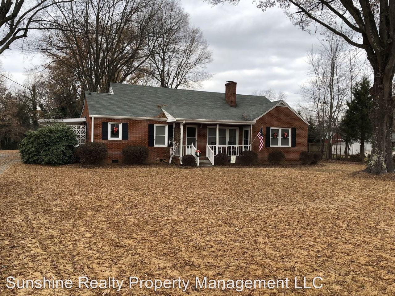 6283 N North Carolina Hwy 87 - Photo 2 of 41